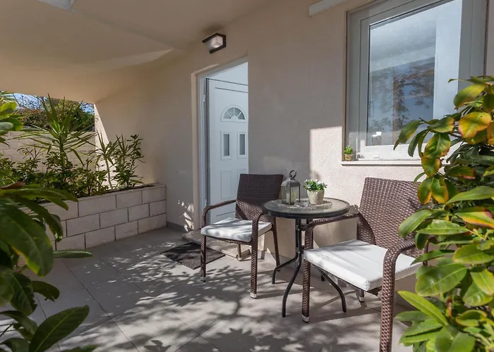 Apartments Pera